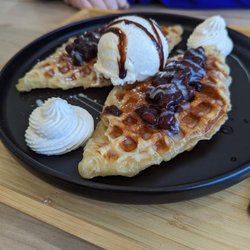 Croffle House - Red bean Croffle