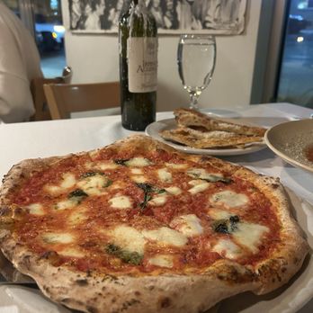 Naples 15 - Italian Near Me - Madison, Wisconsin