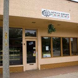 La Azteca Bakery - Storefront