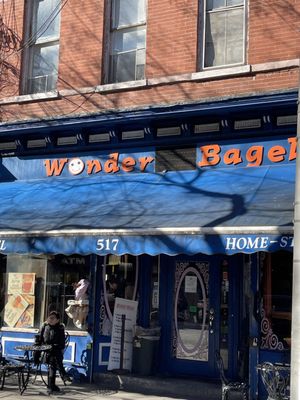 Wonder Bagels by null