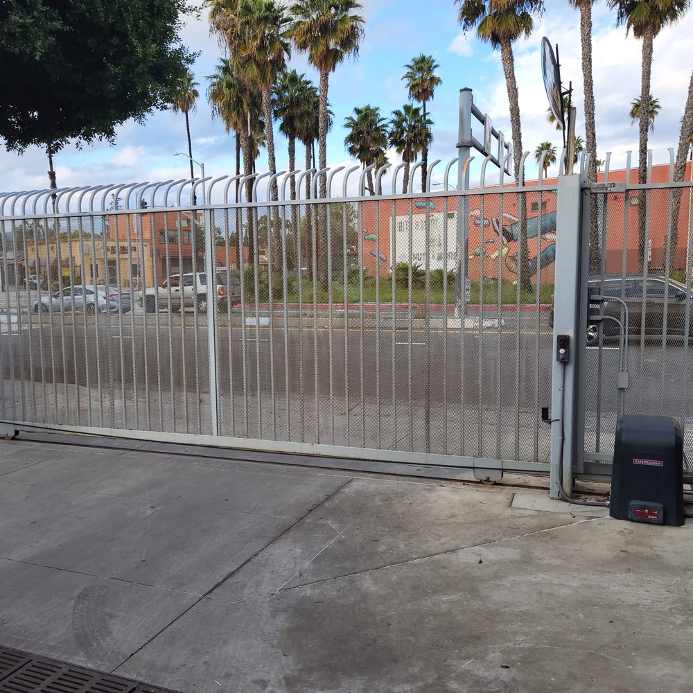 Gates Express - motor - Garage Door Services Near Me - Los Angeles, California Gates Express - motor - Garage Door Services Near Me - Los Angeles, California
