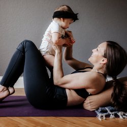 Baby Bee Yoga