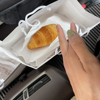 L'Experience Paris - Bellevue - Croissants to go - Bakeries Near Me - Bellevue, Washington L'Experience Paris - Bellevue - Croissants to go - Bakeries Near Me - Bellevue, Washington