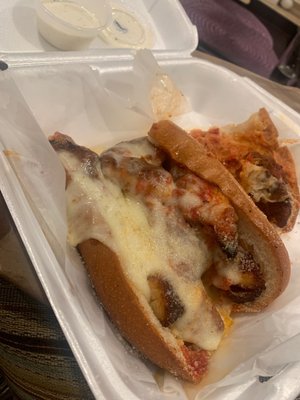 Annie's Pizza by null