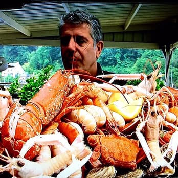 Chez Jacky - Shellfish Tower - Seafood Near Me - Riec-sur-Belon, 29