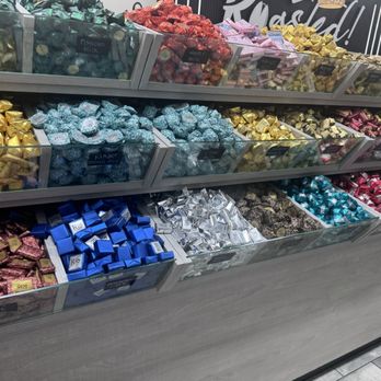 Roasted! - Chocolatiers & Shops Near Me - Temple Terrace, Florida