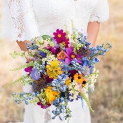 Pink Posey Design - Elopement in CO, coordinator- Wendee with Custom Weddings of Colorado.  Summer wildflowers.