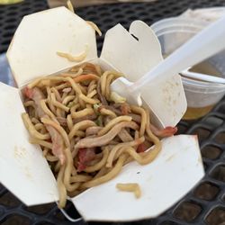 Golden Wok Restaurant - pork lomein