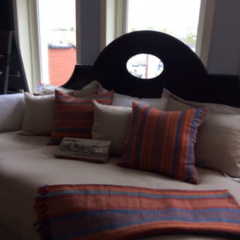 Bayberry Cottage - Dreamy day bed - Interior Design Near Me - South Haven, Michigan