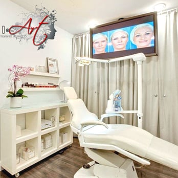 MicroArt Semi Permanent Makeup - MicroArt Procedure room - Permanent Makeup Near Me - Beverly Hills, California MicroArt Semi Permanent Makeup - MicroArt Procedure room - Permanent Makeup Near Me - Beverly Hills, California