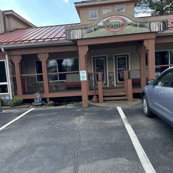 Vinny's Italian Grill & Pizzeria - Outside of Vinny's