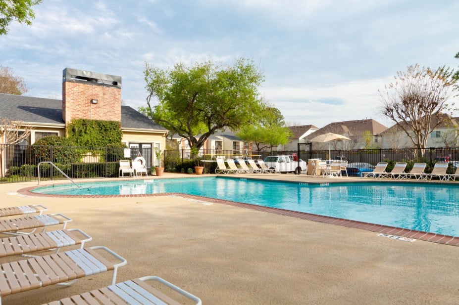 WILSHIRE PLACE APARTMENTS Updated October 2024 6000 Hollister St