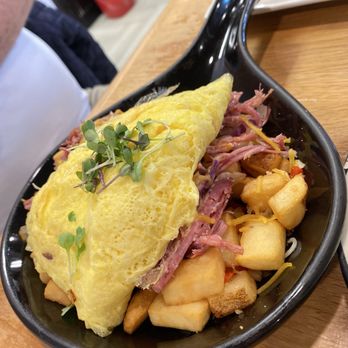 The Brunch House - Corned Beef Hash Skillet - Breakfast & Brunch Near Me - Provo, Utah The Brunch House - Corned Beef Hash Skillet - Breakfast & Brunch Near Me - Provo, Utah