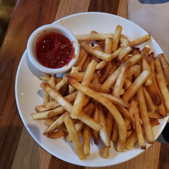 BJ's Restaurant & Brewhouse - Fresh fries - New American Near Me - Valley Stream, New York BJ's Restaurant & Brewhouse - Fresh fries - New American Near Me - Valley Stream, New York