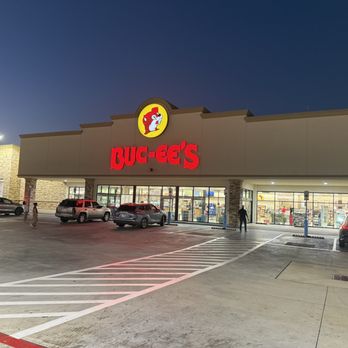 Buc-ees - Gas Stations Near Me - Auburn, Alabama