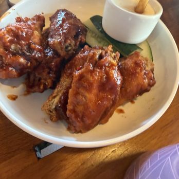 Duke's Waikiki - Hawaiian Near Me - Honolulu, Hawaii
