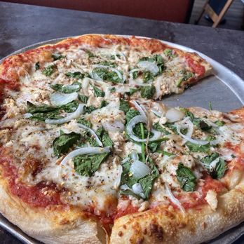 Stone Mountain Pizza Cafe - Barbecue chicken pizza with added spinach. - Pizza Near Me - Stone Mountain, Georgia Stone Mountain Pizza Cafe - Barbecue chicken pizza with added spinach. - Pizza Near Me - Stone Mountain, Georgia