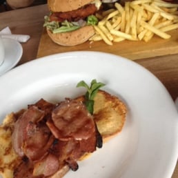 French toast with bacon and the chicken burger, both delicious! French toast with bacon and the chicken burger, both delicious!