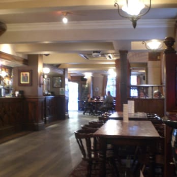 The Old Queen's Head - Pubs Near Me - Chester, CHW