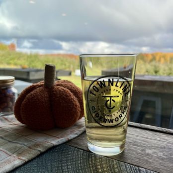 Townline Ciderworks - Cideries Near Me - Williamsburg, Michigan Townline Ciderworks - Cideries Near Me - Williamsburg, Michigan