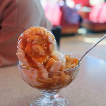 Oberweis Ice Cream and Dairy Store - Sundae - Ice Cream & Frozen Yogurt Near Me - Troy, Michigan Oberweis Ice Cream and Dairy Store - Sundae - Ice Cream & Frozen Yogurt Near Me - Troy, Michigan