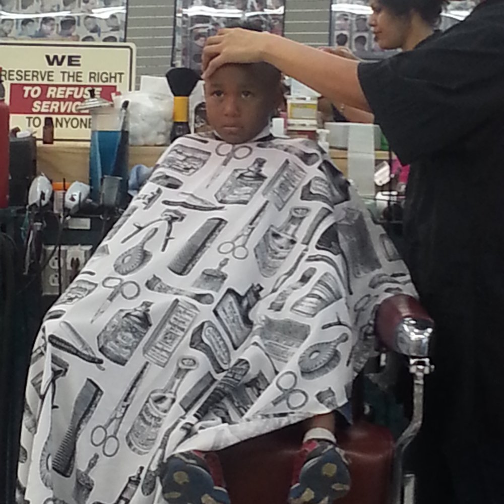 Harvey's Barber Shop - Barbers Near Me - Waianae, Hawaii Harvey's Barber Shop - Barbers Near Me - Waianae, Hawaii
