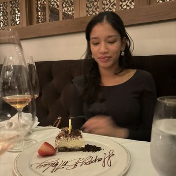Carmine's - Italian Near Me - Bellevue, Washington