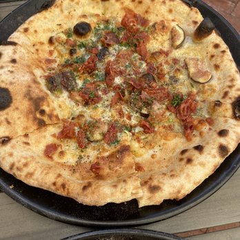 2145 Eats - The fig pizza - Pizza Near Me - Costa Mesa, California