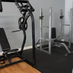 Snap Fitness - Hammer Strength Shoulder Equipment