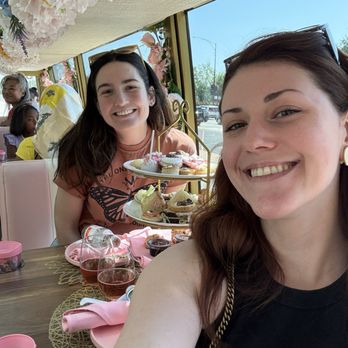 Tea Around Town - Bus Tours Near Me - Chicago, Illinois Tea Around Town - Bus Tours Near Me - Chicago, Illinois