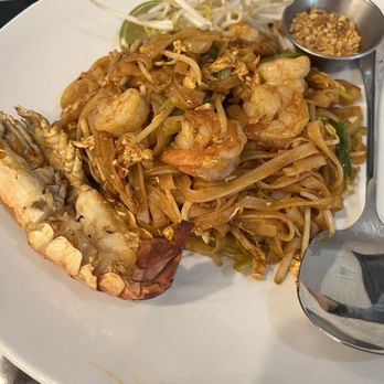 EMBER + LOTUS Thai Kitchen - Ember pad Thai with grilled prawn - Asian Fusion Near Me - Katy, Texas EMBER + LOTUS Thai Kitchen - Ember pad Thai with grilled prawn - Asian Fusion Near Me - Katy, Texas