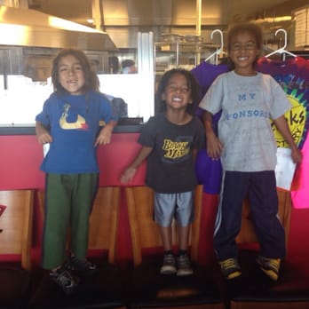 Zzeeks Pizza - We can watch the pizza being made :-) - Pizza Near Me - Phoenix, Arizona