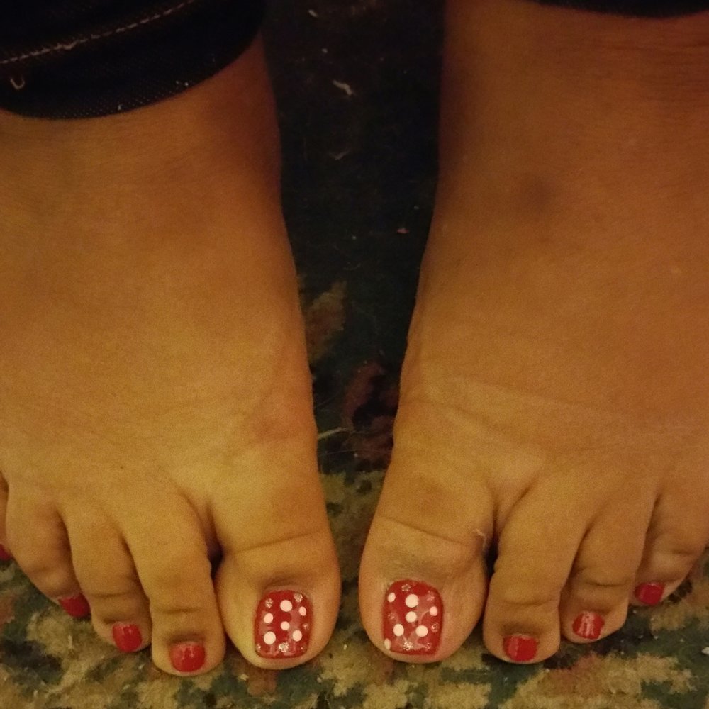 Bunny Nails - Polka dots on my toes - Nail Salons Near Me - Skokie, Illinois Bunny Nails - Polka dots on my toes - Nail Salons Near Me - Skokie, Illinois