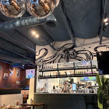 El Viejon - Seafood Near Me - San Diego, California