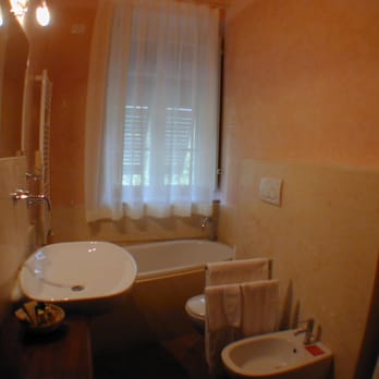 Villa La Perla - Classic Room - Hotels Near Me - Lucca, LU