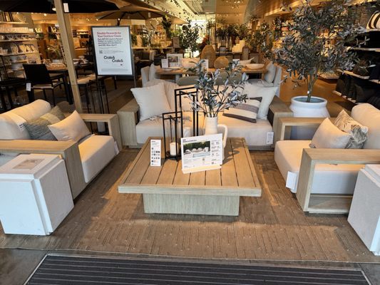 Crate & Barrel by null