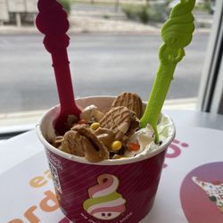 Menchie's Alamo Ranch - 5.55 Tuesday special for any weight. Taste so good.