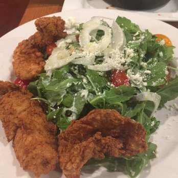 Frisco Tap House - Fried green tomato salad with chicken tenders - American Near Me - Gambrills, Maryland