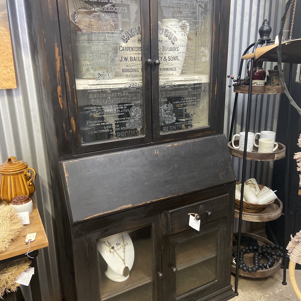 Deja Vu Antique Mall - This looks like a reclaimed/refurbished piece & is extremely charming and affordable. - Antiques Near Me - Orcutt, California Deja Vu Antique Mall - This looks like a reclaimed/refurbished piece & is extremely charming and affordable. - Antiques Near Me - Orcutt, California