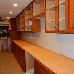 Quesco Cabinets
