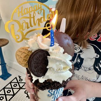 Soda Jerk - All the Cookies - Ice Cream & Frozen Yogurt Near Me - Phoenix, Arizona