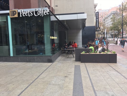 Peet's Coffee by null