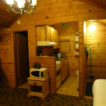 Castle Mountain Chalets - Hotels Near Me - Banff, Alberta