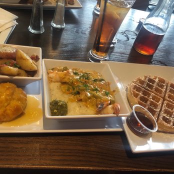 Gochas Breakfast Bar | Cascade - Wine Bars Near Me - Atlanta, Georgia