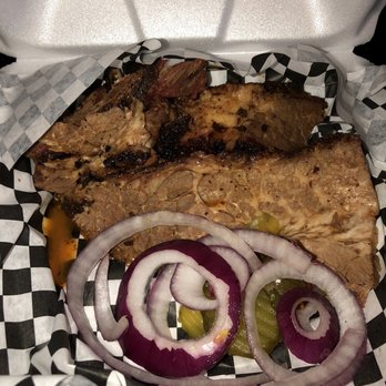 Uncle's BBQ - 1lbs of brisket - Barbeque Near Me - Tomball, Texas Uncle's BBQ - 1lbs of brisket - Barbeque Near Me - Tomball, Texas