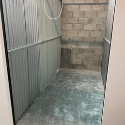 5x10 unit with A/C