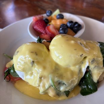 Claire's On Cedros - Benedict - Breakfast & Brunch Near Me - Solana Beach, California