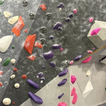 Dogpatch Boulders - Gyms Near Me - San Francisco, California