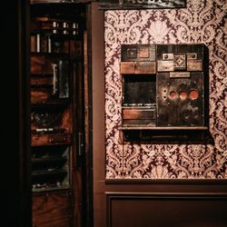 Break Out Charleston - Wild West Heist - Break Out Charleston