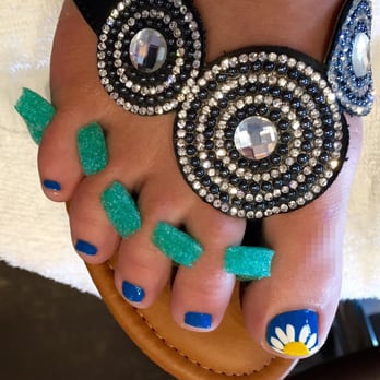 Pink Nails 88 Day Spa - Summer daisies. My favorite flower. - Nail Salons Near Me - Williamsburg, Virginia Pink Nails 88 Day Spa - Summer daisies. My favorite flower. - Nail Salons Near Me - Williamsburg, Virginia